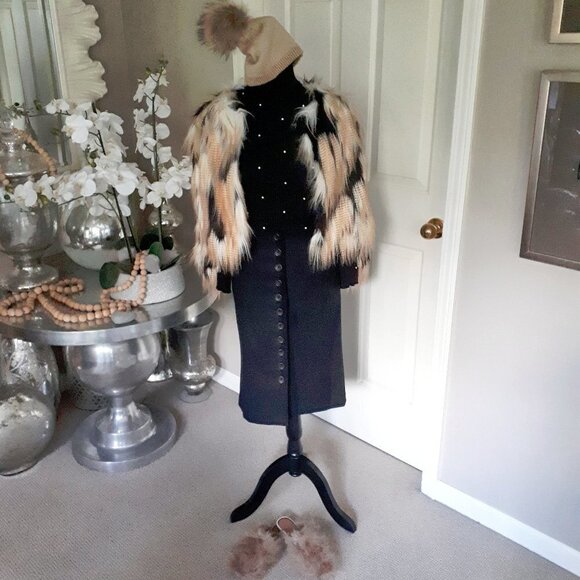 EUC Banana Republic black wool blend pencil skirt, 4 - Picture 1 of 3